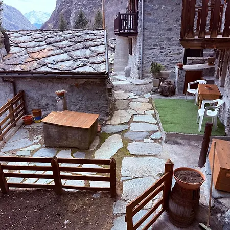 Casa Vacanze Nora Villa Chamois Exterior photo