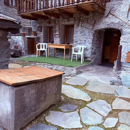 Casa Vacanze Nora Villa Chamois Exterior photo