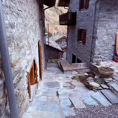 Casa Vacanze Nora Villa Chamois Exterior photo
