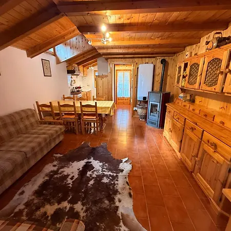 Casa Vacanze Nora Villa Chamois Exterior photo